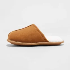 Boys' Ellis Scuff Slippers - Cat & Jack™
