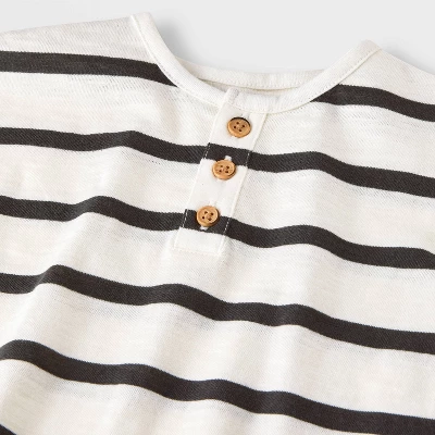 Baby Boys' Short Sleeve Top & Bottom Set - Cat & Jack™ 2 Baby Boys' Short Sleeve Top & Bottom Set - Cat & Jack™ - Image 2