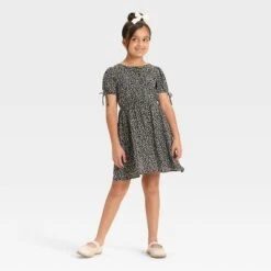 Girls' Short Sleeve Woven Dress - Cat & Jack™ -CAT & JACK Shop GUEST a9eb83cb 27a3 4385 ad7d 7f0c9fdb28b2