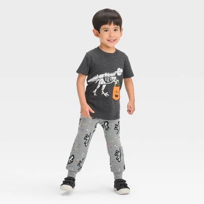 Toddler Boys' Halloween Short Sleeve T-Shirt And Pull-On Fleece Jogger Pants - Cat & Jack™ Black 3 Toddler Boys' Halloween Short Sleeve T-Shirt And Pull-On Fleece Jogger Pants - Cat & Jack™ Black - Image 3